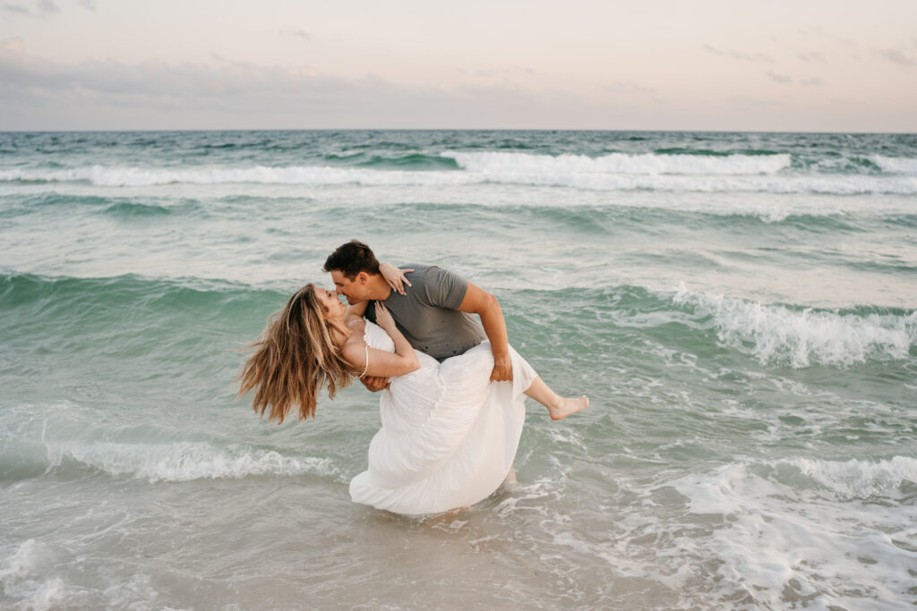 couple-in-the-gulf-ft-pickens-beach