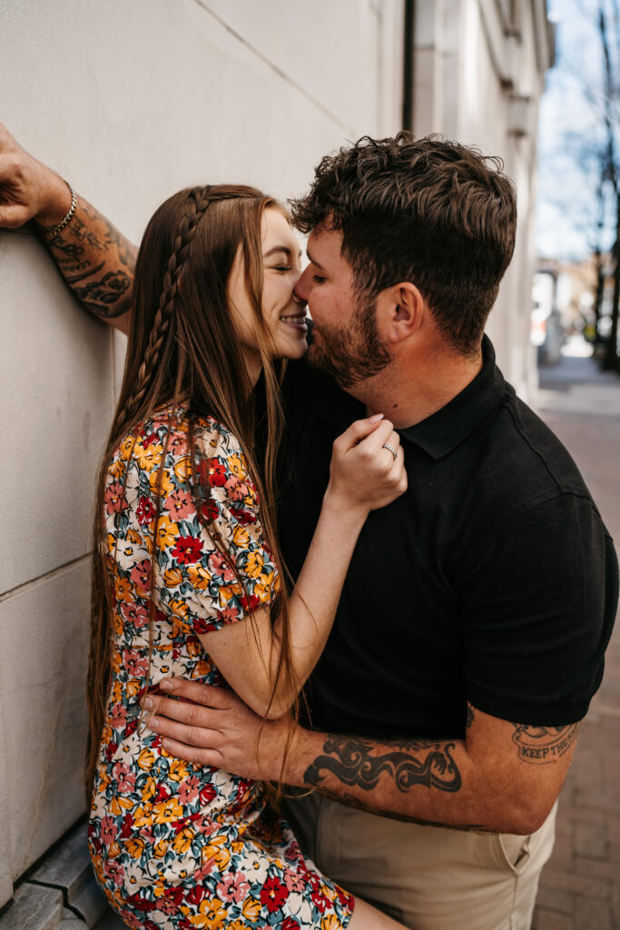 downtown-knoxville-engagement-session